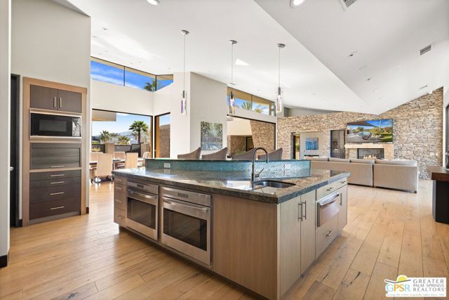 72 Royal Saint Georges Way, Rancho Mirage, CA 92270