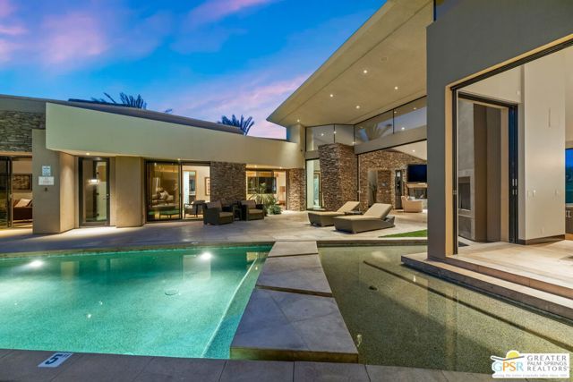 72 Royal Saint Georges Way, Rancho Mirage, CA 92270