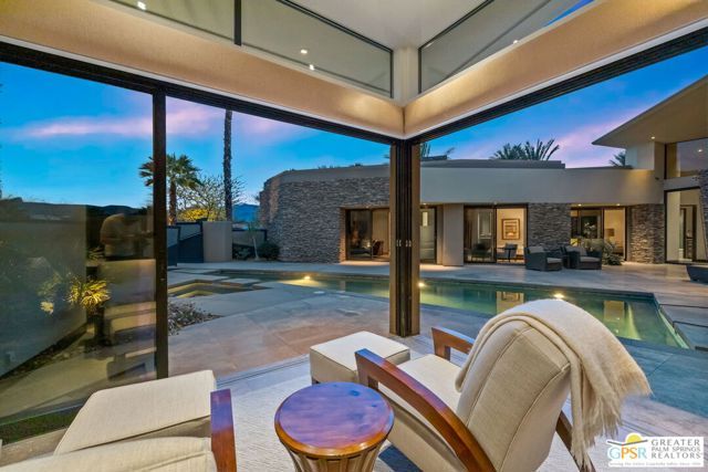 72 Royal Saint Georges Way, Rancho Mirage, CA 92270