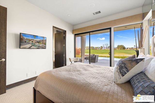 72 Royal Saint Georges Way, Rancho Mirage, CA 92270