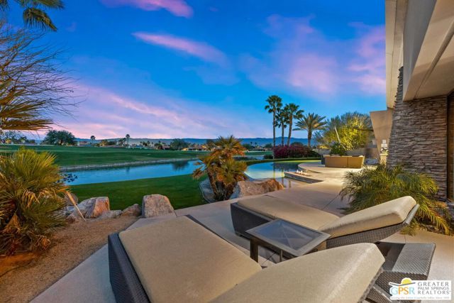 72 Royal Saint Georges Way, Rancho Mirage, CA 92270