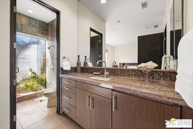 72 Royal Saint Georges Way, Rancho Mirage, CA 92270