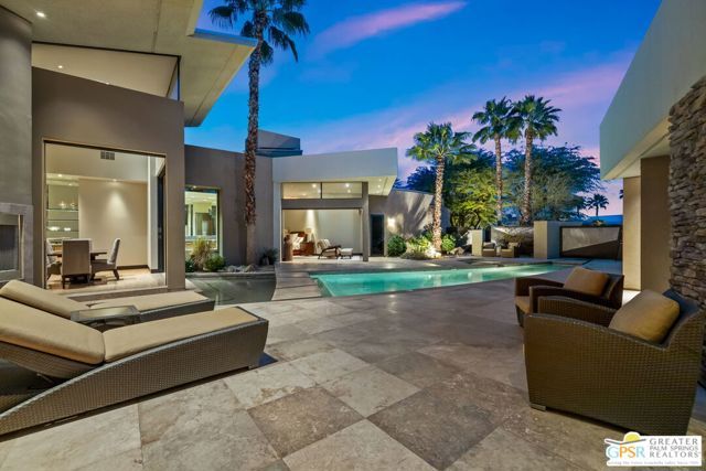 72 Royal Saint Georges Way, Rancho Mirage, CA 92270