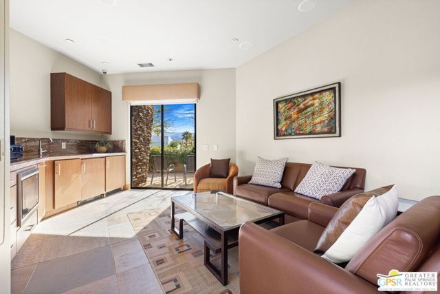 72 Royal Saint Georges Way, Rancho Mirage, CA 92270