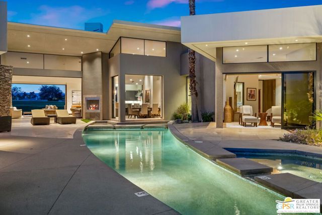 72 Royal Saint Georges Way, Rancho Mirage, CA 92270