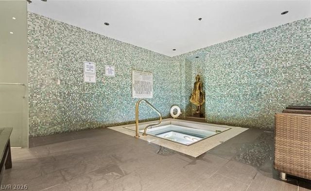 4525 Dean Martin Drive 402, Las Vegas, NV 89103