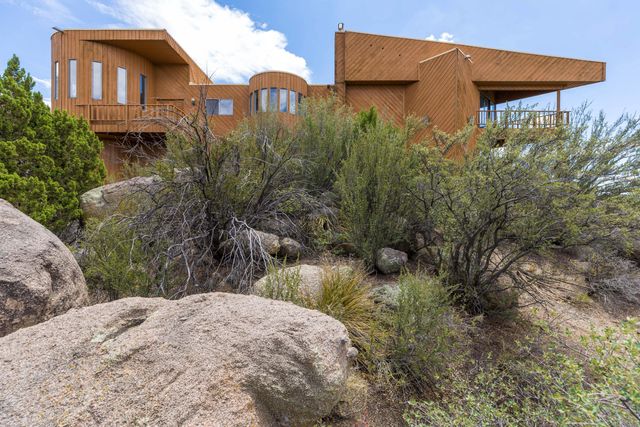 40 Cedar Hill Place NE, Albuquerque, NM 87122