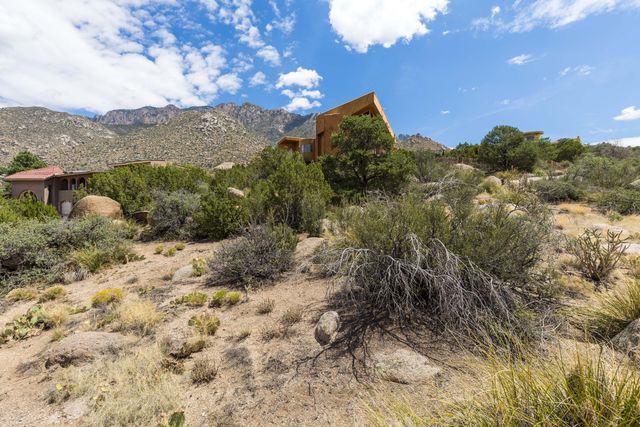 40 Cedar Hill Place NE, Albuquerque, NM 87122