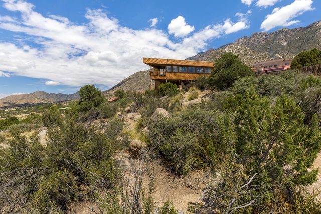 40 Cedar Hill Place NE, Albuquerque, NM 87122