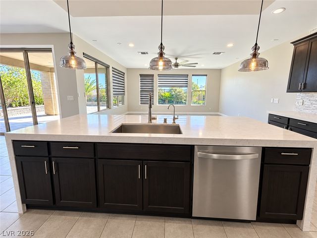 6040 Andezano Drive, Las Vegas, NV 89135