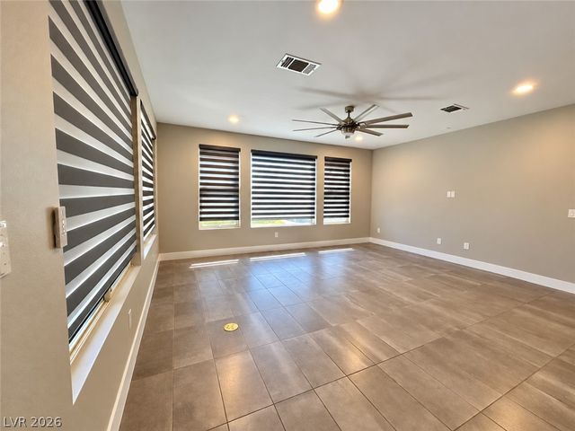6040 Andezano Drive, Las Vegas, NV 89135