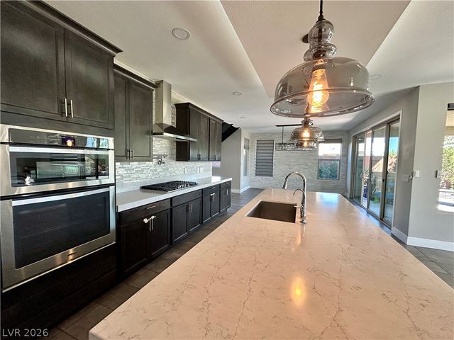6040 Andezano Drive, Las Vegas, NV 89135