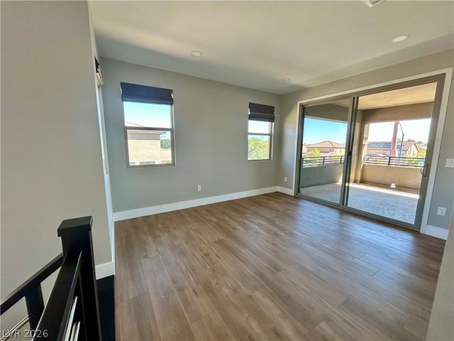 6040 Andezano Drive, Las Vegas, NV 89135