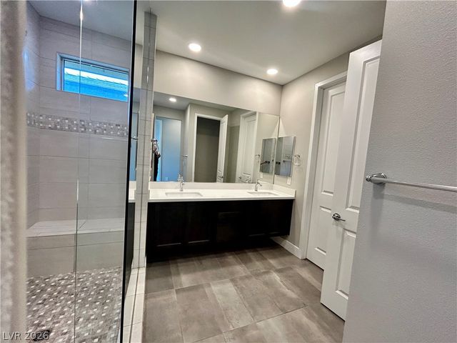 6040 Andezano Drive, Las Vegas, NV 89135