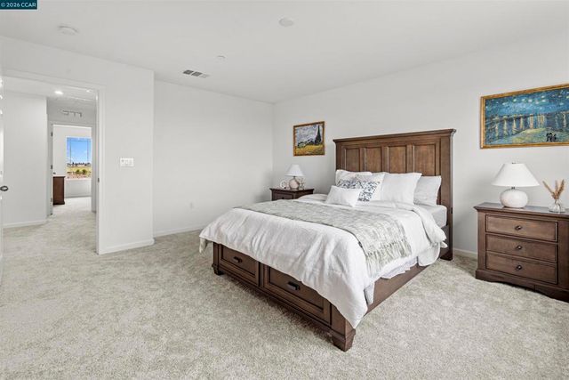 953 Arneis Ave, Manteca, CA 95337