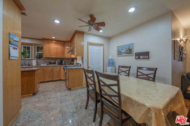 516 N Crescent Heights Boulevard, Los Angeles, CA 90048