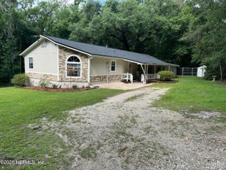 2140 TOM THUMB Road, Middleburg, FL 32068