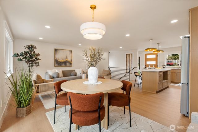 11007 2nd Avenue NW, Seattle, WA 98177