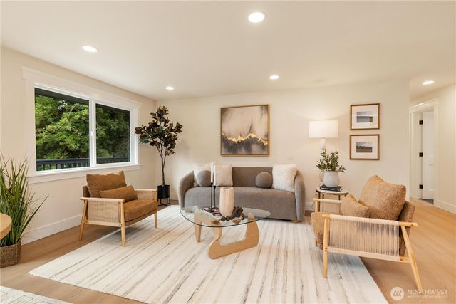 11007 2nd Avenue NW, Seattle, WA 98177