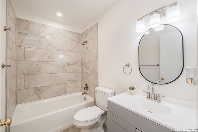 6811 Spring Manor St, San Antonio, TX 78249