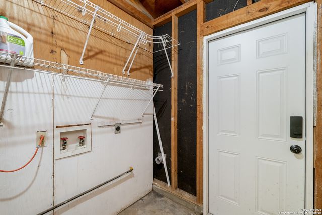 6811 Spring Manor St, San Antonio, TX 78249