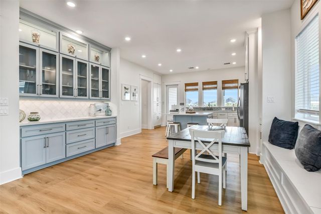 22908 Miramar Street, Galveston, TX 77554