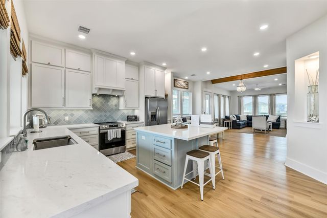 22908 Miramar Street, Galveston, TX 77554