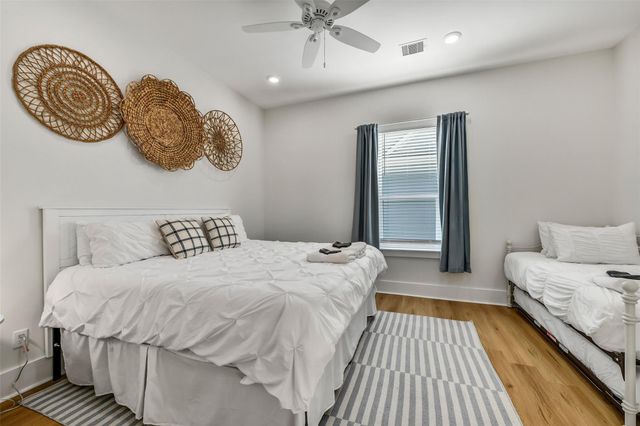 22908 Miramar Street, Galveston, TX 77554