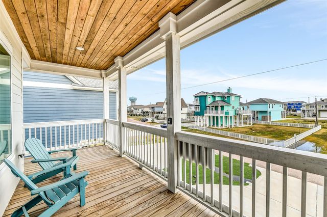 22908 Miramar Street, Galveston, TX 77554