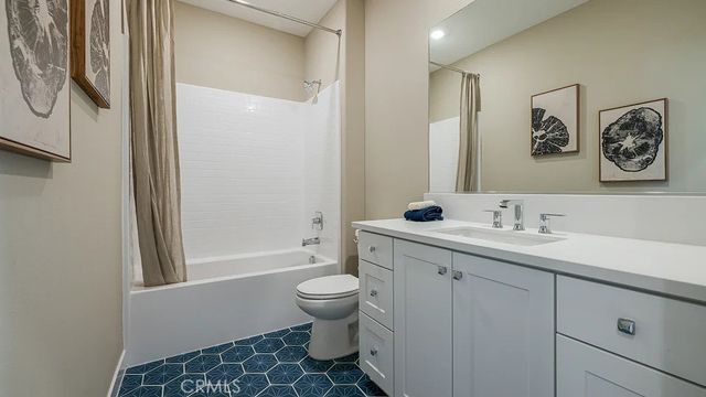 2201 Aneto Way, Santa Paula, CA 93060