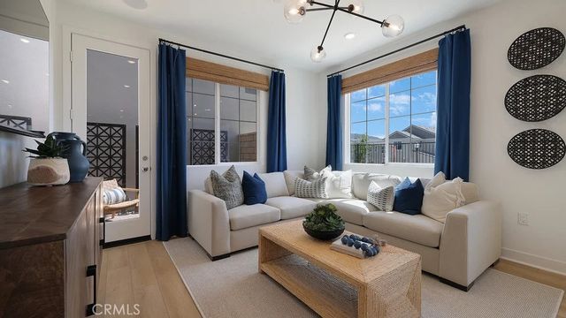 2201 Aneto Way, Santa Paula, CA 93060