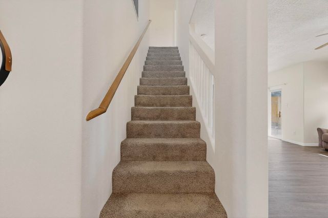 7300 Eagle View Avenue NE, Albuquerque, NM 87113