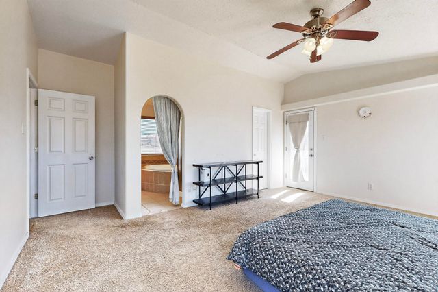 7300 Eagle View Avenue NE, Albuquerque, NM 87113