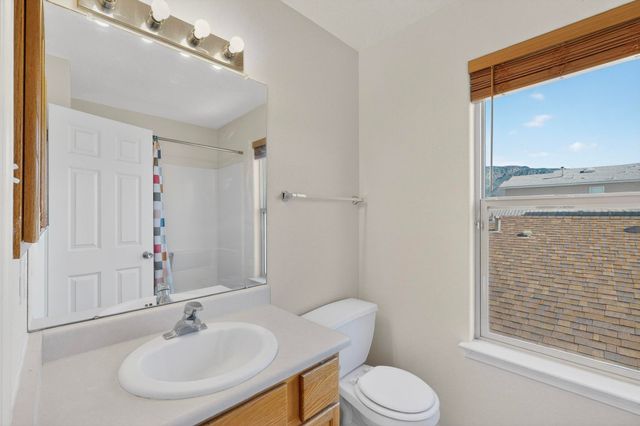 7300 Eagle View Avenue NE, Albuquerque, NM 87113