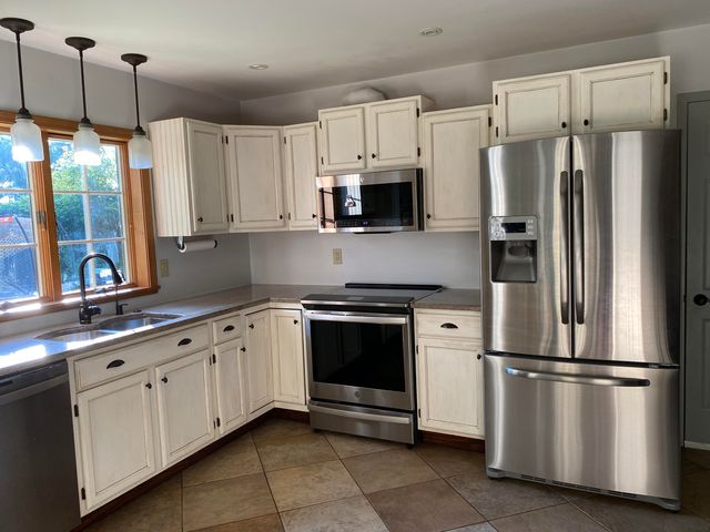 814 Bear Swamp Road, Peru, NY 12972