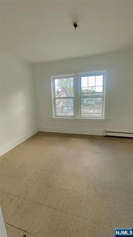 320 Central Avenue, Orange, NJ 07050