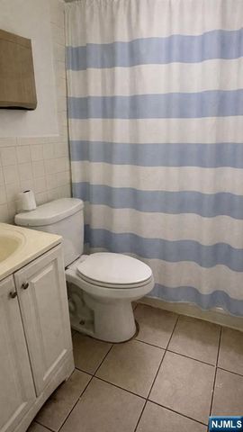 320 Central Avenue, Orange, NJ 07050