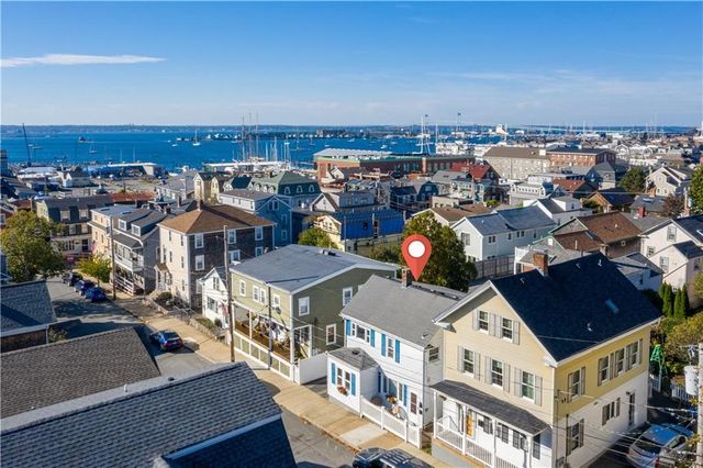 22 Dearborn Street 2, Newport, RI 02840