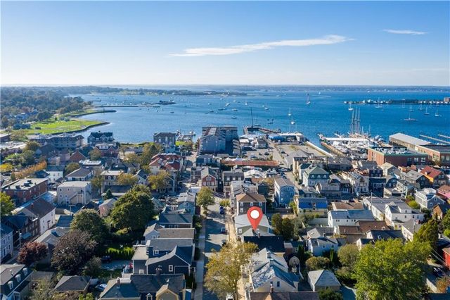 22 Dearborn Street 2, Newport, RI 02840