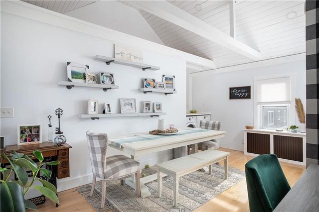 22 Dearborn Street 2, Newport, RI 02840