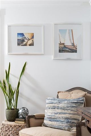 22 Dearborn Street 2, Newport, RI 02840