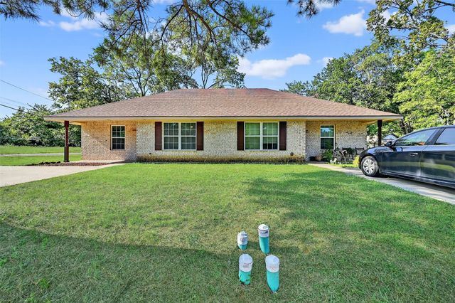 708 Seven Oaks Road 712, Bonham, TX 75418