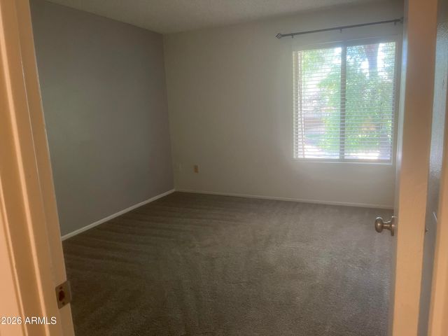 5902 W Townley Avenue, Glendale, AZ 85302
