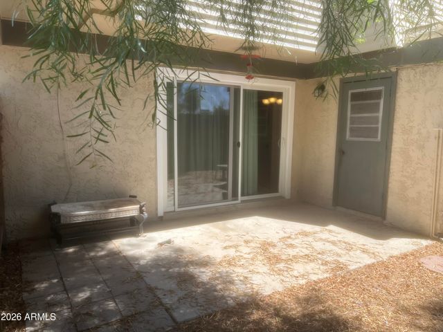 5902 W Townley Avenue, Glendale, AZ 85302