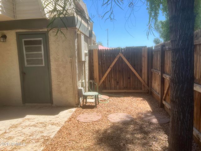 5902 W Townley Avenue, Glendale, AZ 85302