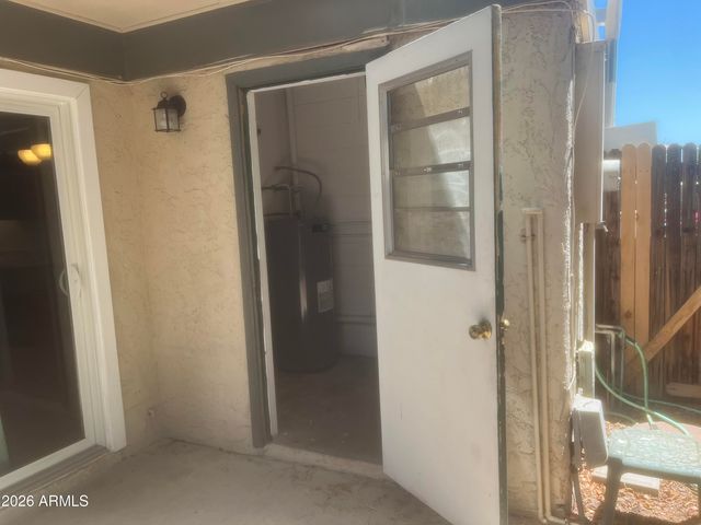 5902 W Townley Avenue, Glendale, AZ 85302