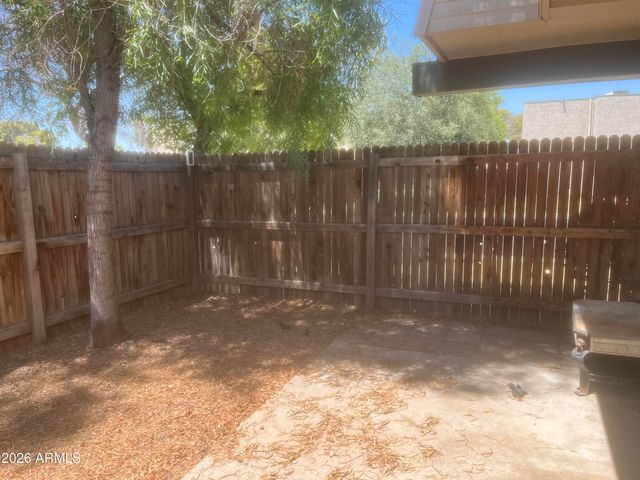 5902 W Townley Avenue, Glendale, AZ 85302