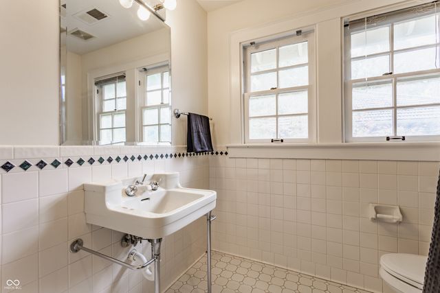 4353 N Pennsylvania Street, Indianapolis, IN 46205