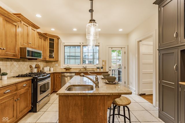 4353 N Pennsylvania Street, Indianapolis, IN 46205