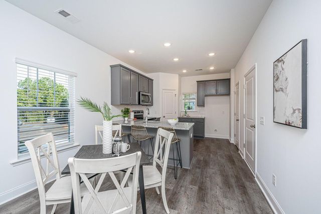 404 Gravy Train Street, Charleston, SC 29414